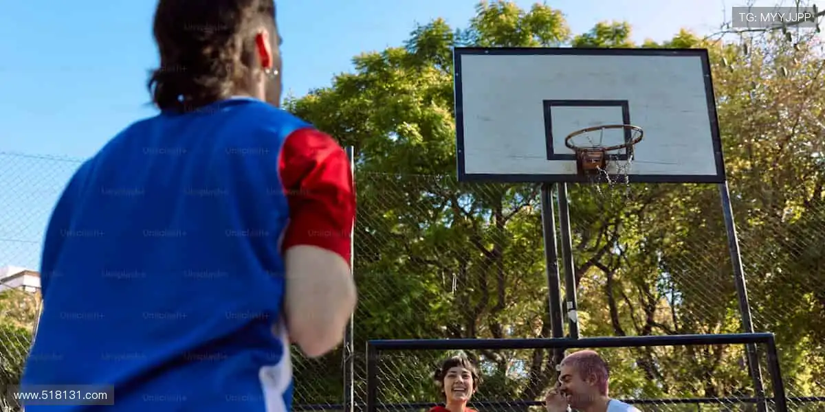 定制专属战靴，脚下生风，赛场称王！👟
